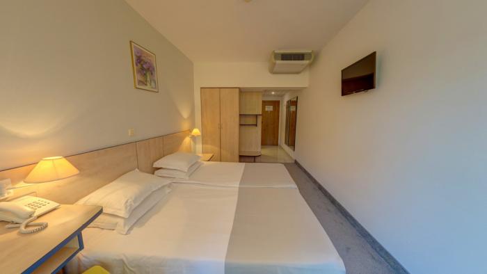 Madara Park Hotel 4*